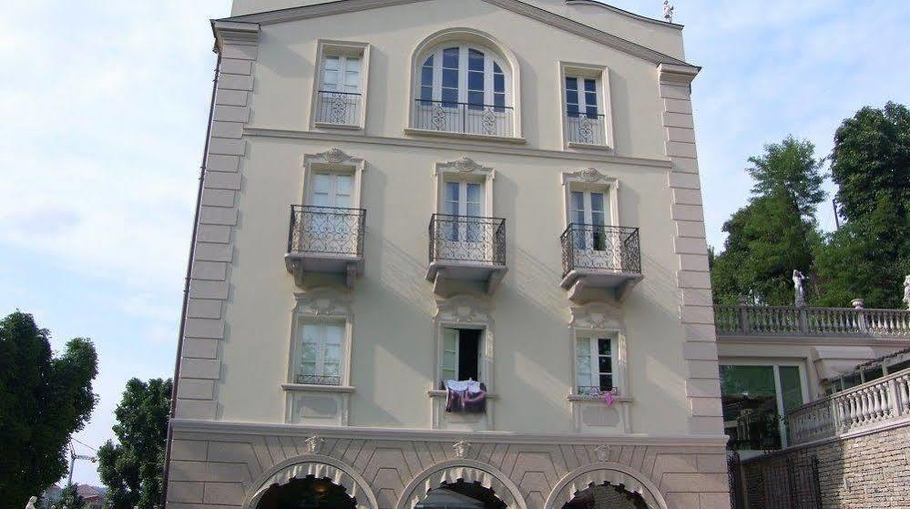 Hotel Roma Imperiale Acqui Terme Exterior foto